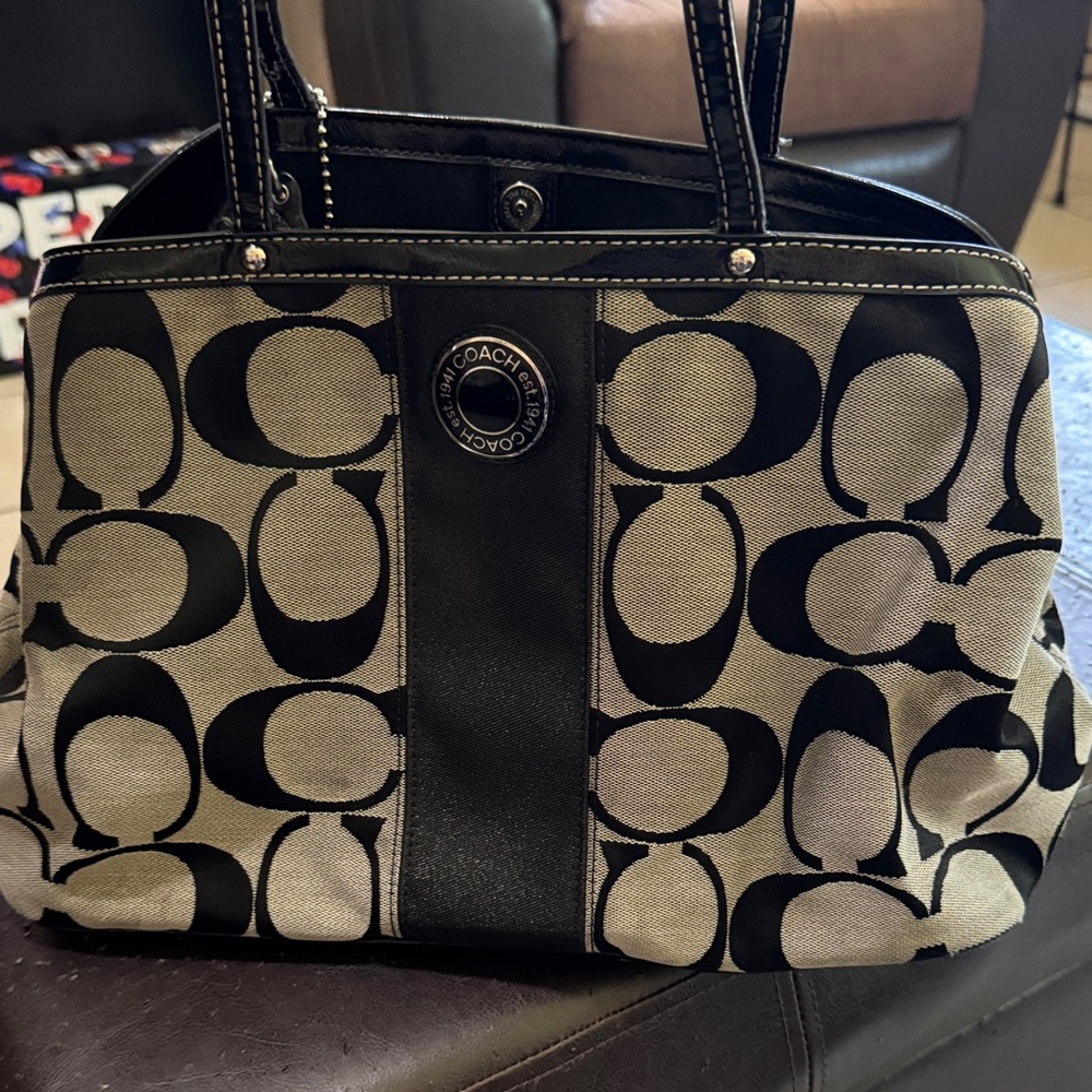Vintage Coach Black and Gray Signature Shoulder Bag